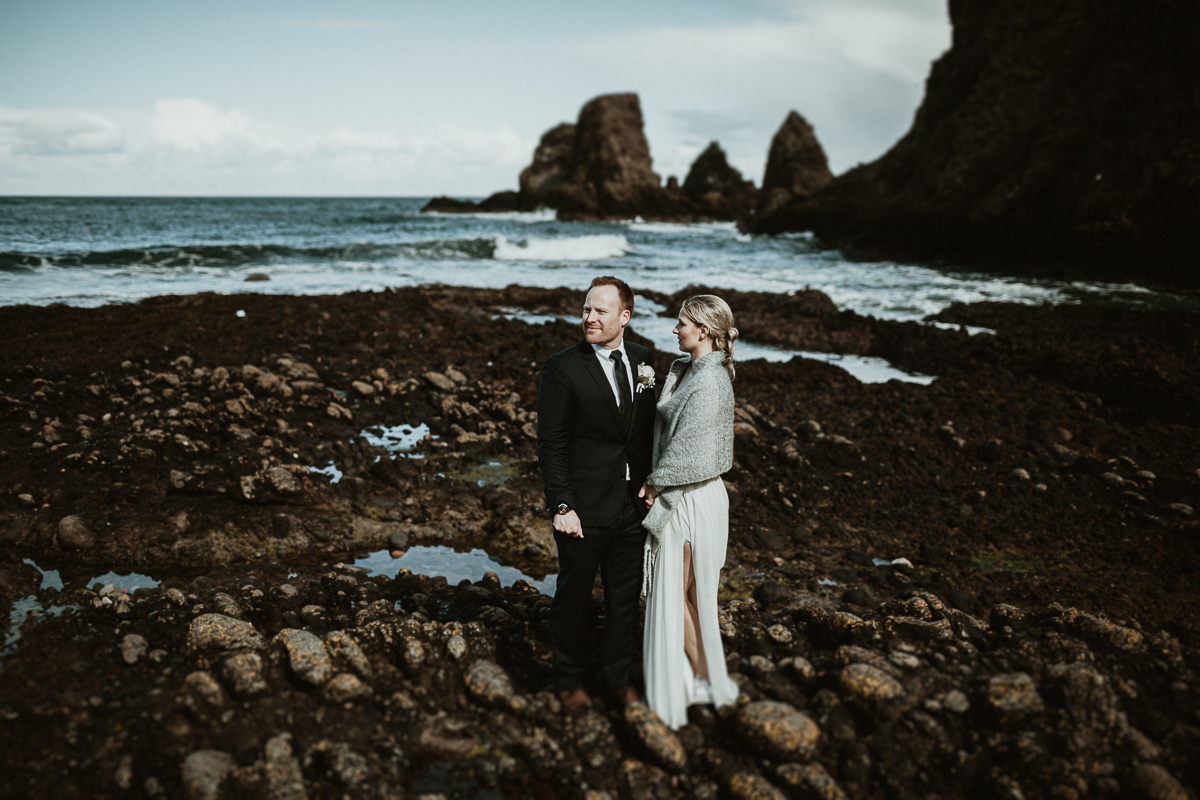 Elopement session on the rocky beach in Scotland